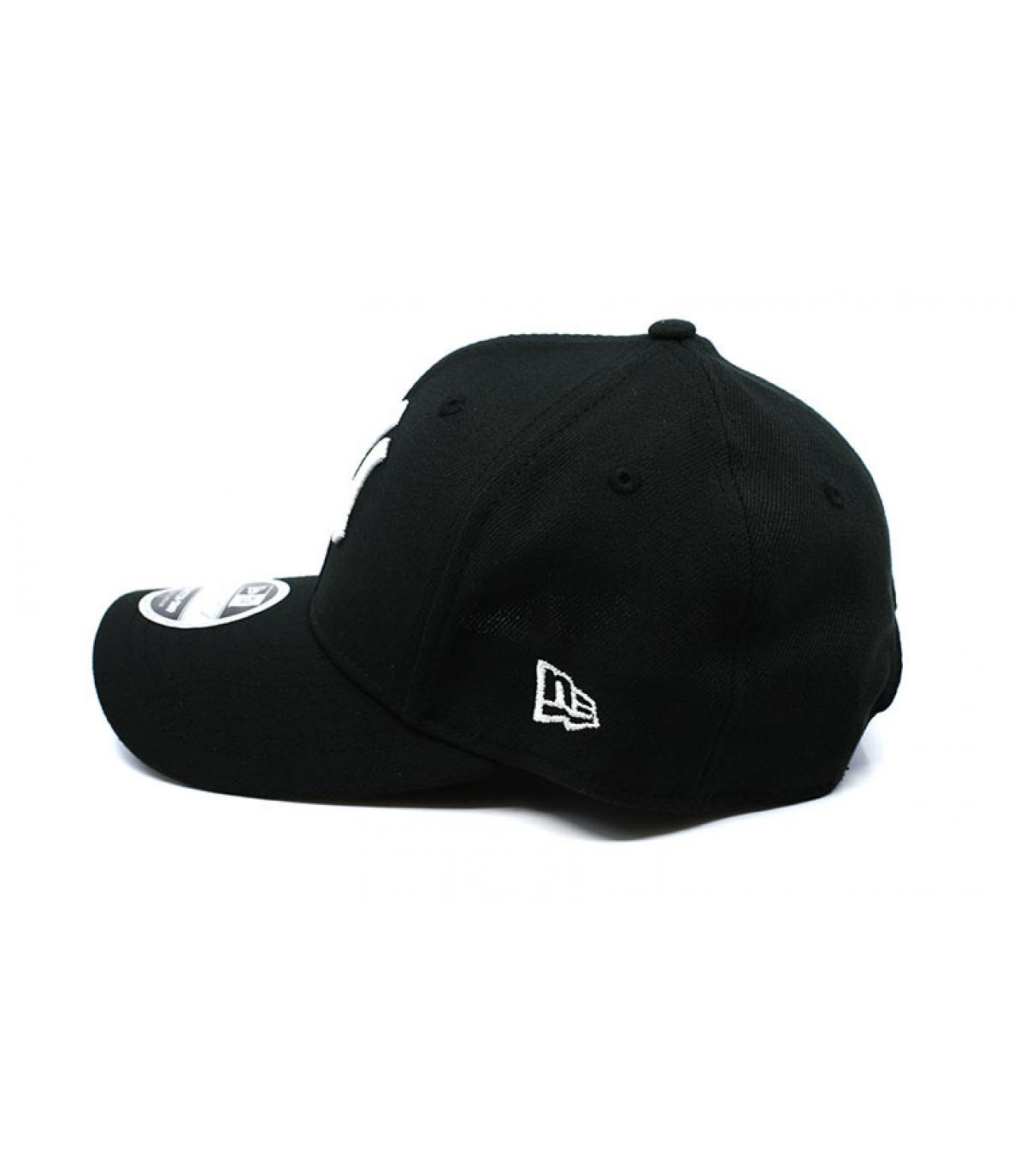 New Era black NY cap stretch